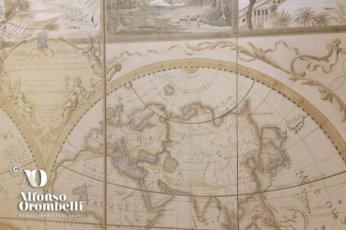 Alta Decorazione murale, mappamondo