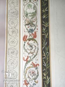 Colonne decorazione stile grotesque