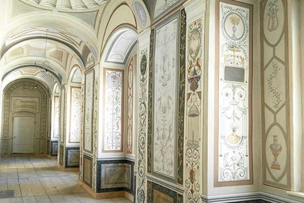 Alta Decorazione: grotesques all the way