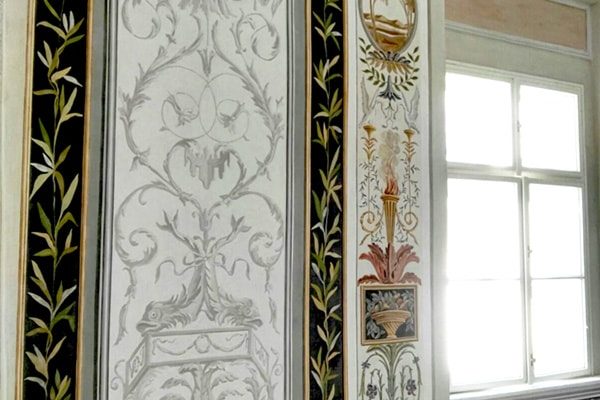 Interior Paint: grotesques grisaille