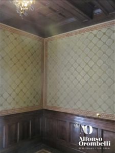 Graffiti restauration hall